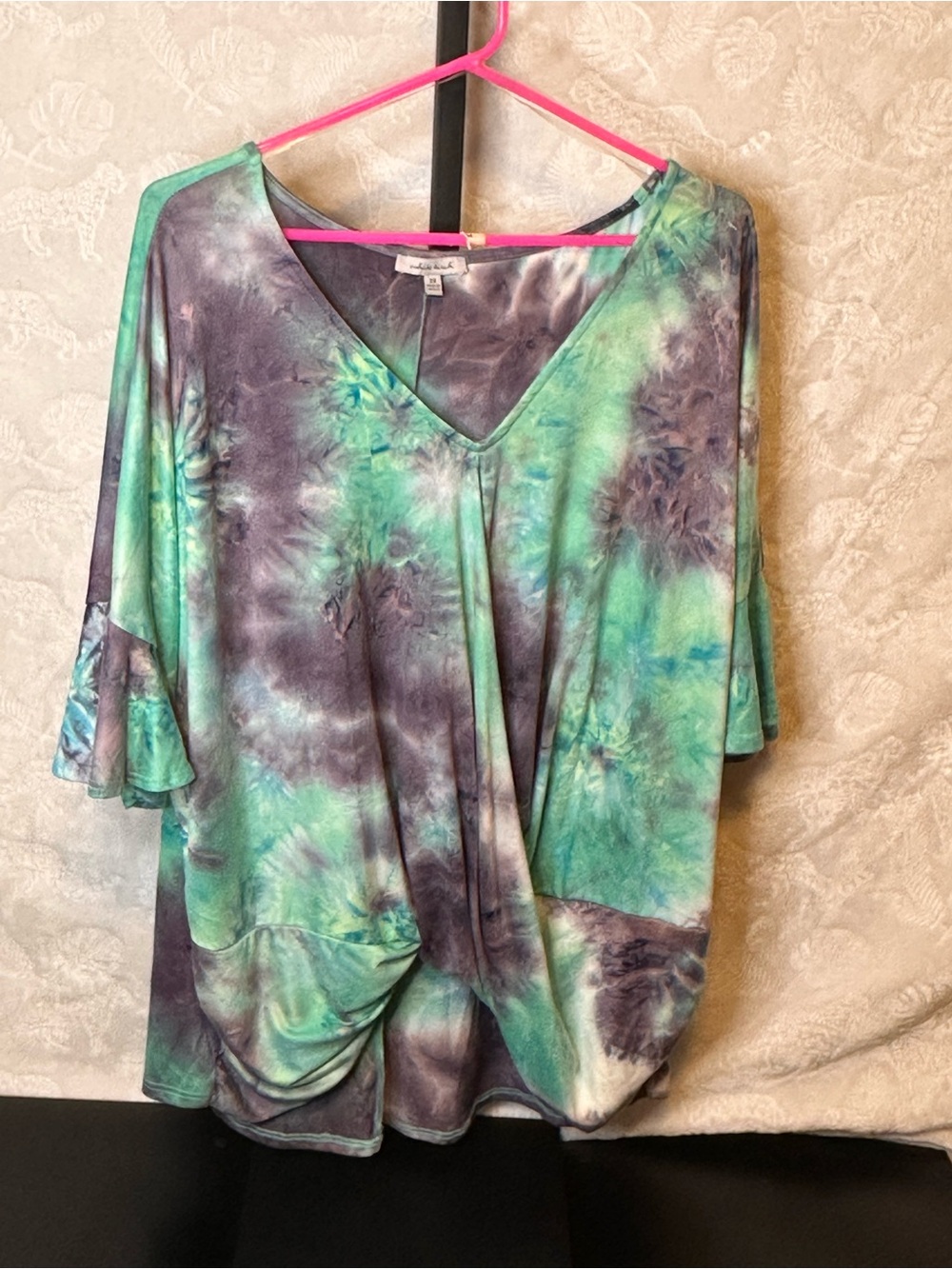 white birch Green and Gray Tie-Dye V-Neck Tunic
